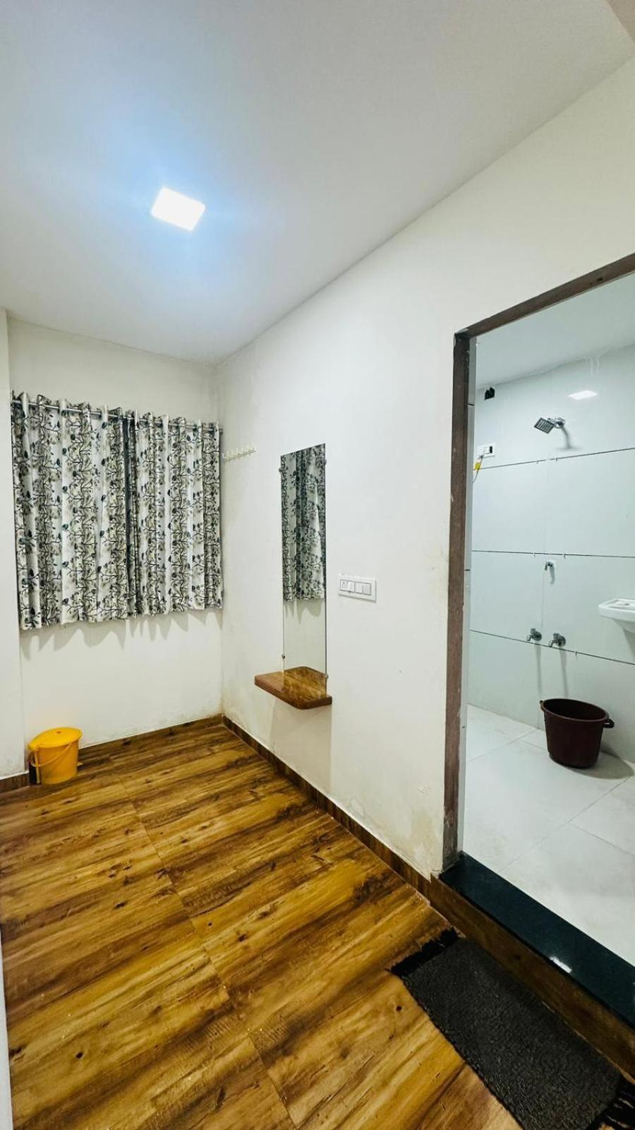 Patel Hotel & Guest House Shanor Ngoại thất bức ảnh